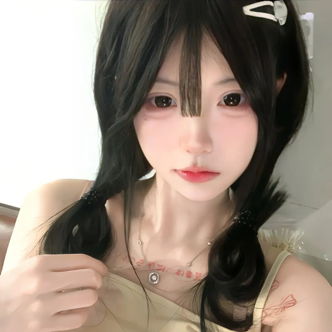 心不在焉的服务生